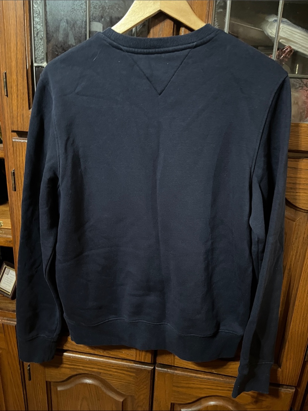 Tommy Hilfiger Fleece Crewneck Sweatshirt with Red & White Logo Panel Medium - Picture 7 of 7